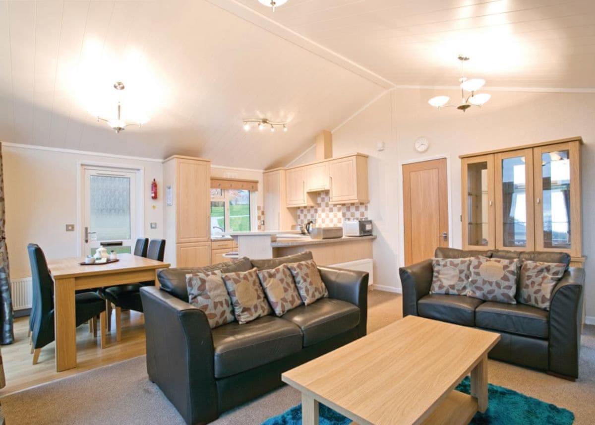 Отель Crowhurst Park Sedlescombe Экстерьер фото