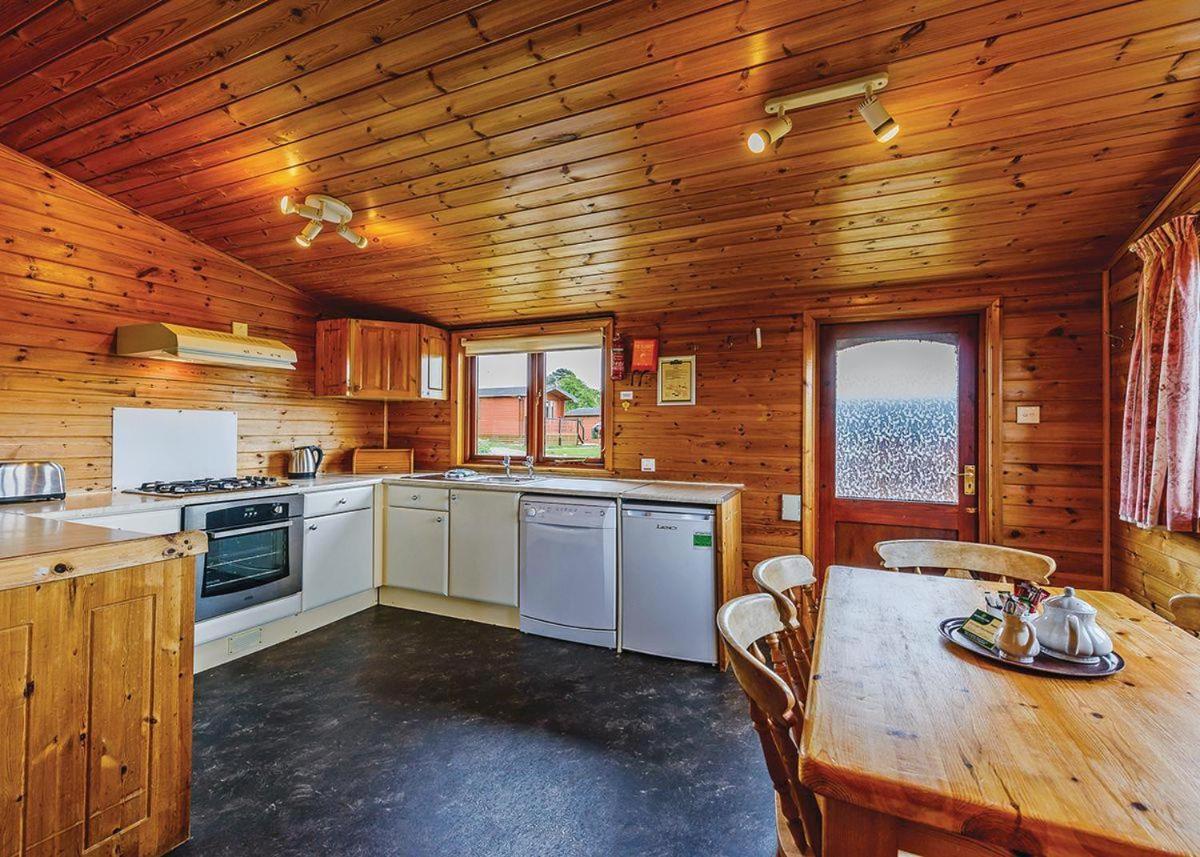 Отель Crowhurst Park Sedlescombe Экстерьер фото