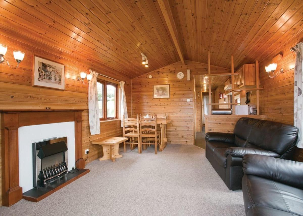 Отель Crowhurst Park Sedlescombe Экстерьер фото