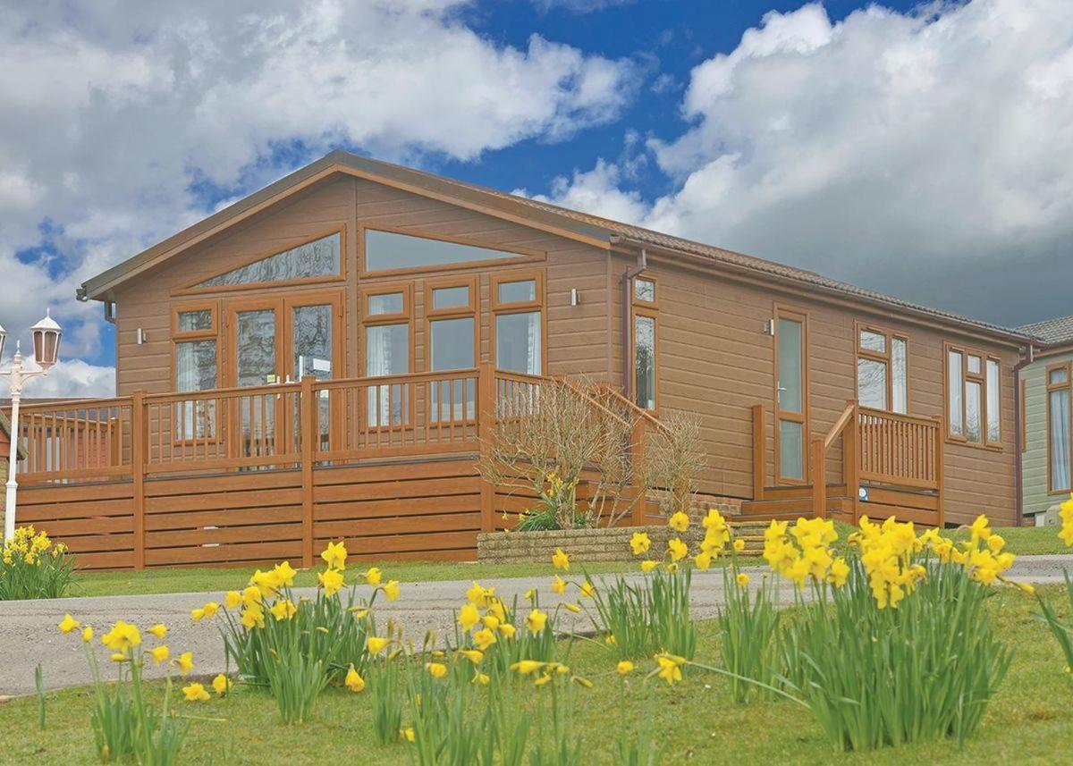Отель Crowhurst Park Sedlescombe Экстерьер фото