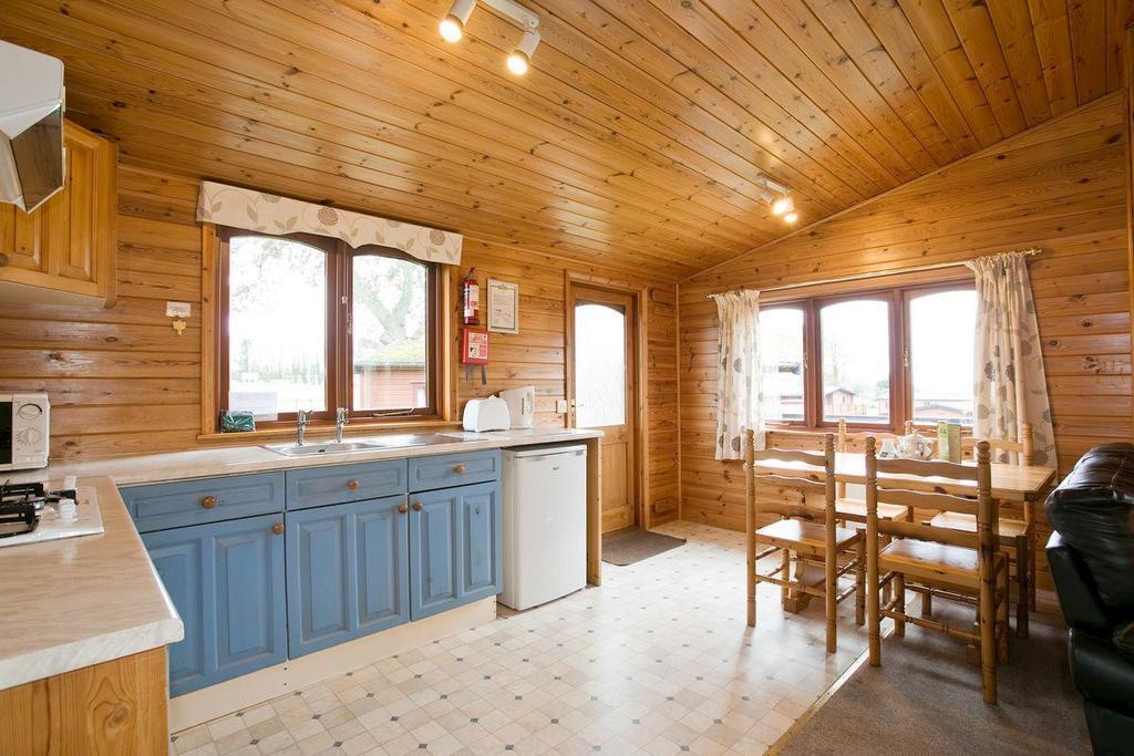 Отель Crowhurst Park Sedlescombe Экстерьер фото
